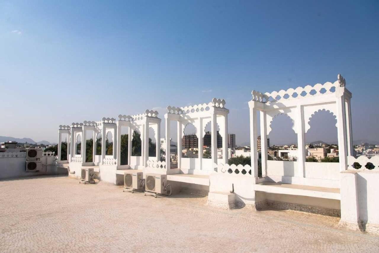 Collection O Vallabh Villas Udaipur Exterior photo