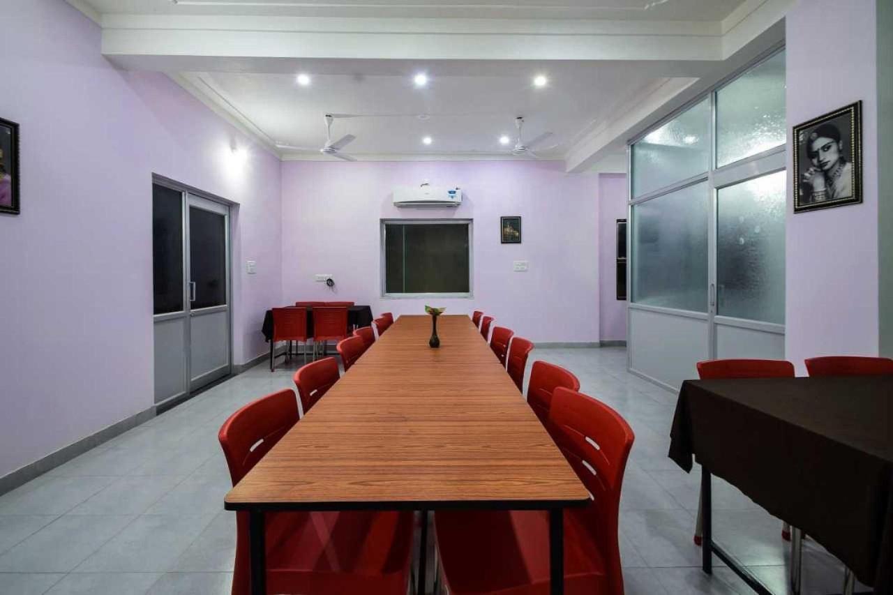 Collection O Vallabh Villas Udaipur Exterior photo