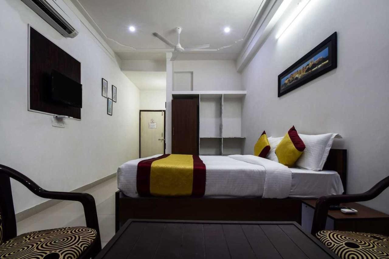 Collection O Vallabh Villas Udaipur Exterior photo