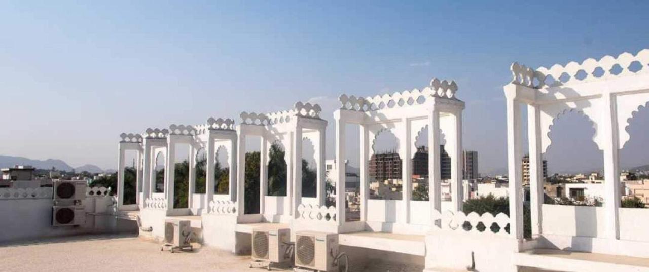 Collection O Vallabh Villas Udaipur Exterior photo